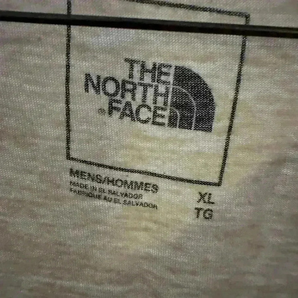 Northface cream XL tee shirt, great condition - Picture 3 of 3